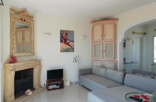 Cap-d'Antibes Apartment | Appartement rooftop vue mer