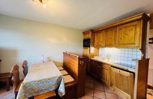 Les Saisies Apartment | Appartement Savoyard Confortable aux Saisies avec Piscine 6 pers, Proche Pistes et Commerces - FR-1-293-224