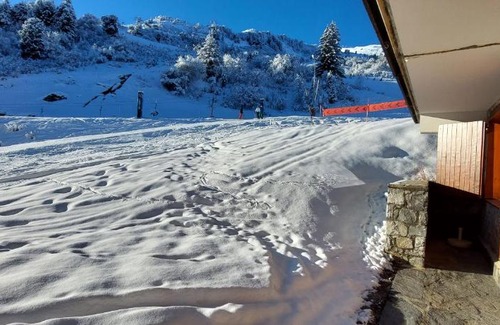 Meribel-Mottaret Apartment | Appartement skis aux pieds Méribel-Mottaret avec garage et wifi