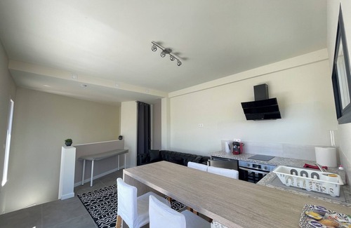 Bessan Apartment | Appartement Souplex Jardin à 15 Minutes des Plages du Cap Dagde