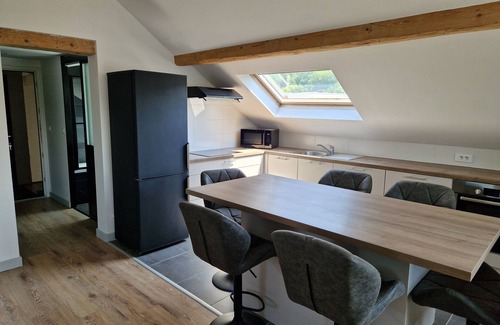 Amphion-les-Bains Apartment | Appartement Sous Combe Climatisé 2 éme Étage