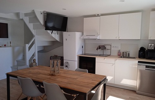 Murol Apartment | Appartement sous le Chateau de Murol