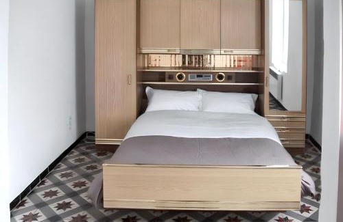 Besseges Apartment | Appartement spacieux à Bessèges - Vue montagne et terrasse