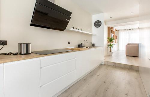 Wazemmes Apartment | Appartement spacieux et moderne 4 chambres à 5mn à pieds République