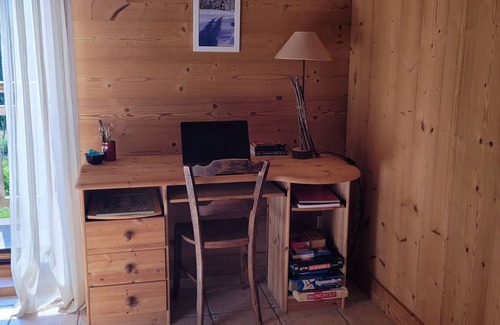Samoens Apartment | Appartement Spacieux, Séjour et 2 Chambres Avec vue sur les Montagnes
