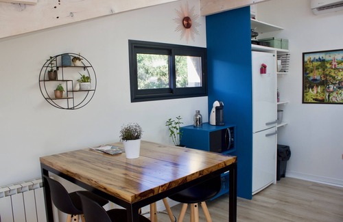 Greoux-les-Bains Apartment | Appartement sur les Toits, Très Jolie Vue, Provence