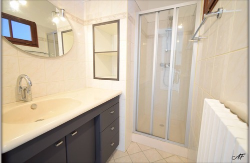 Cimetiere de l'Est Apartment | Appartement T3 Chateaugiron/st Hélier