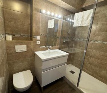 Faubourg Saint-Jacques Apartment | Appartement terrasse au coeur de Valence 54