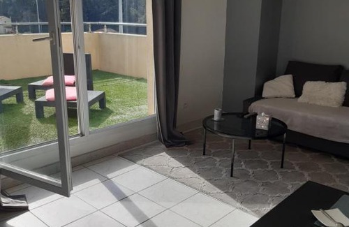 Croix-d'Argent Apartment | Appartement Terrasse panoramique Piscine