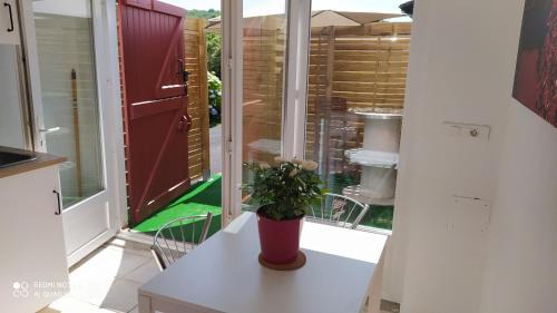Mouguerre Apartment | Appartement tout confort au calme avec jacuzzi
