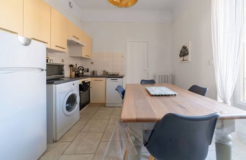 Thermal Apartment | Appartement tout confort proche centre et lac