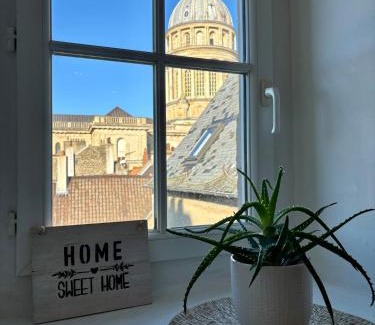 Ville Haute Apartment | Appartement vieille-ville de Boulogne, vue Cathédrale
