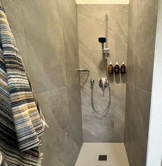 Brezzo di Bedero Apartment | Appartement Villa Parco Ameno