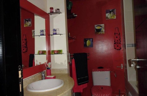 El Mansouria Apartment | Appartement vue Mer, Plage Privee a Trois Minutes