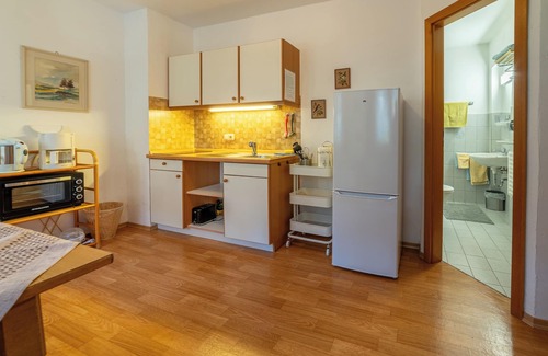 Sankt Valentin Apartment | Appartement Zellerberg Balk., Küche, 1 Wohn-/schlafz., max 2 P