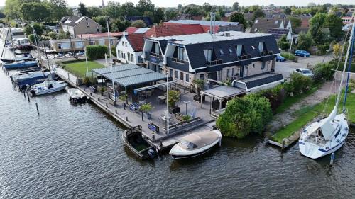 Heeg Apartment | Appartementen De Helling 44