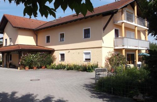 Hartkirchen Apartment | Appartementhaus Panny