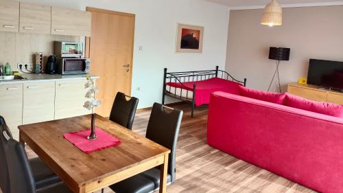 Laa an der Thaya Apartment | Appartementhaus Thermeneck