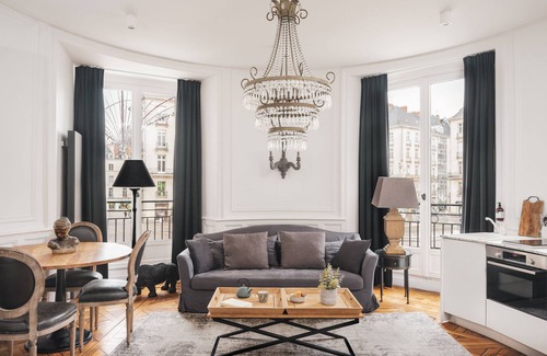 Graslin - Commerce Apartment | Appartements Place Royale - Maisons du Monde Hôtel & Suites