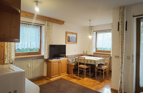 Pedraces Condo | Appartment mit Traumblick auf den Dolomiten