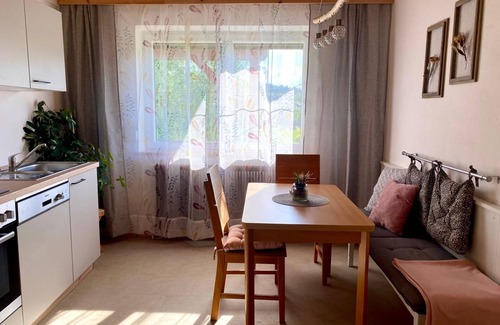 Aurach am Hongar Apartment | Appartment Zi 1 u. 4 mit Balkon - Ruheoase in der Natur Nahe am Attersee
