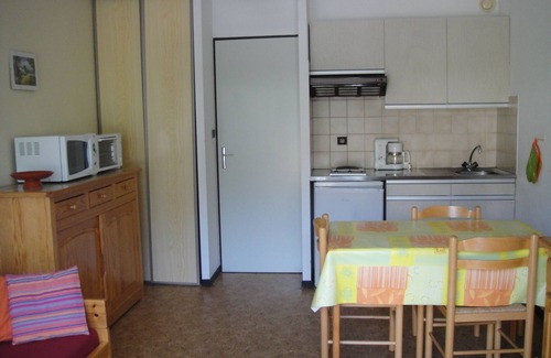 Vignec Apartment | Apparts Proche des Commerces, et Télécabine, Plein sud , Cour Fermée, Parking,