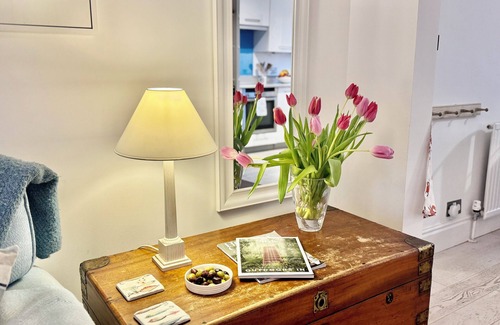 Netley House | Appealing centrally located home in the village of Seaview