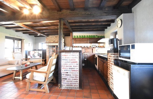 Westouter Ski Chalet | Appealing Chalet in Westouter with Garden
