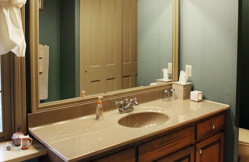 Willow Street Bed & Breakfast | Apple Bin Inn