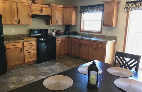 Beulah Cottage | Apple Blossom Cottage- well equipped cottage in a country setting
