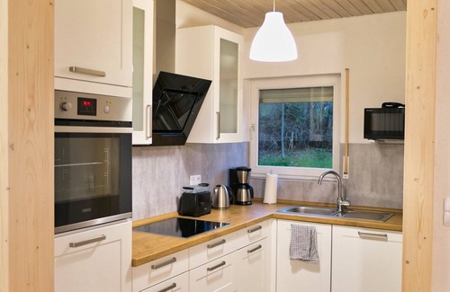 Erflinghausen House | Apple house at the Hennesee