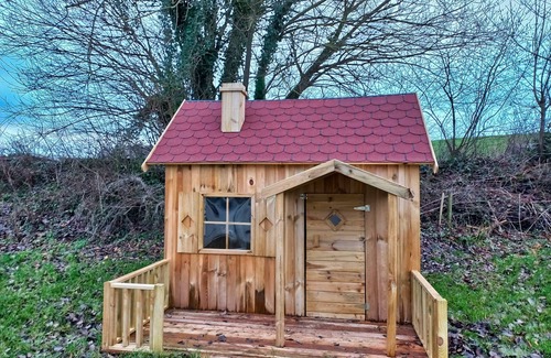 Erflinghausen House | Apple house at the Hennesee