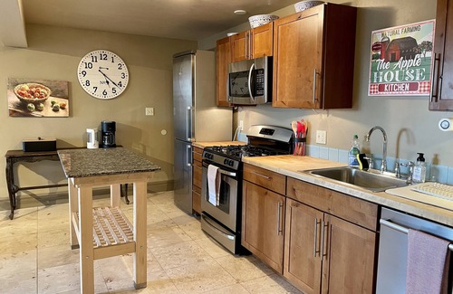Durango House | Apple House ~ Farm Stay ~ Durango CO