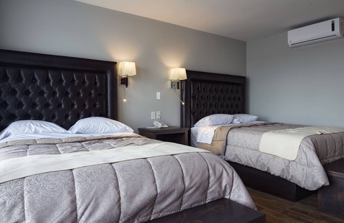 Cuauhtemoc Hotel | Apple Inn