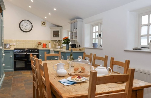 Ottery St Mary Cottage | APPLE MILL, family friendly, luxury holiday cottage in Sidmouth
