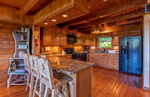 Banner Elk Cabin | Apple of my Eye Between Boone & Banner Elk Mountain Views Hot Tub Private Pet Friendly