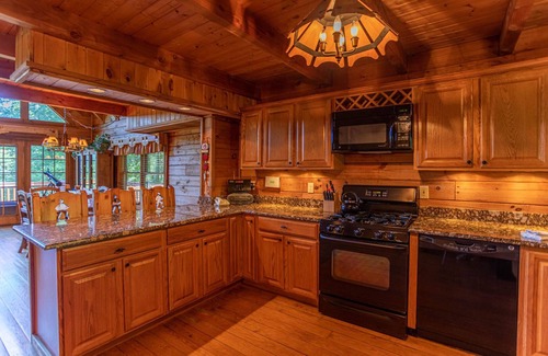 Banner Elk Cabin | Apple of my Eye Between Boone & Banner Elk Mountain Views Hot Tub Private Pet Friendly