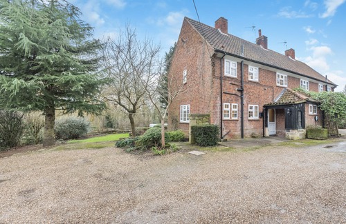 Southwell House | Apple Orchard Cottage - Southwell