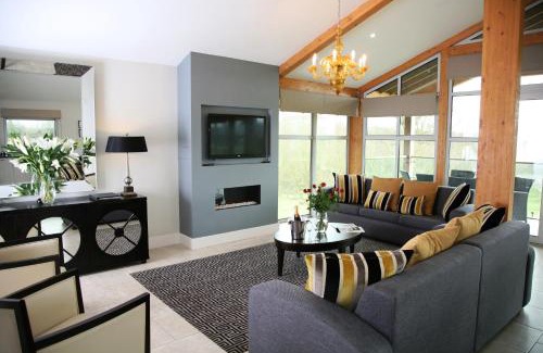 Stoke by Nayland Apartment | Apple Tree Lodges