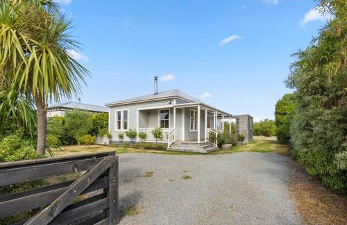 Martinborough House | Applecross Cottage