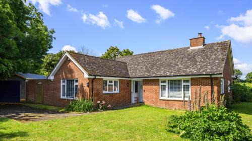 Martin Villa | APPLEDOWN - Secluded Rural Retreat in Kingsdown, 10 mins to BEACH