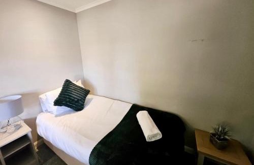 Scalby House | Applegrove Country Park, Scarborough with Private Hot Tubs