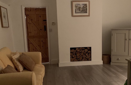 Barton Mills Bed & Breakfast | Appletree Cottages