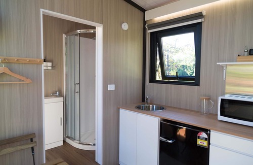 Harewood House | Applewood Cabin 1 by Tiny Away