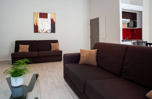 Dinan Condo | Apptmnt dans Cité Médiévale | Piscine Extérieure