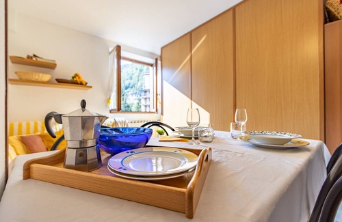 Corteno Golgi Apartment | [Aprica Panorama] Mountains and Ski Cozy Retreat Covered Parking