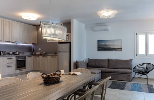 Mikri Vigla House | Apricot and Sea Luxury Villas