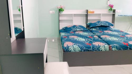 Velidhoo House | April Home