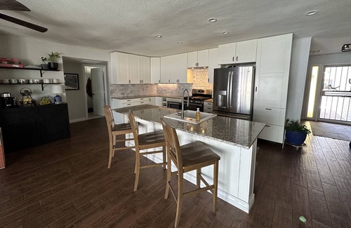 Scottsdale House | April Spring Break Deals! Old Town Scottsdale - 5 Minutes To Everything