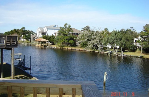Brigands' Bay Cottage | April Spring Fishing Special : 100.00 night, 4 night min. Canal front cottage